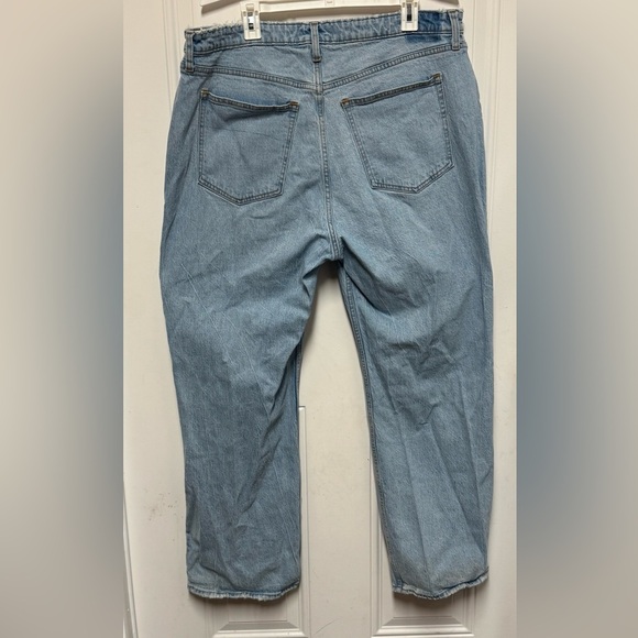 Abercrombie & Fitch The 90s Relaxed Jean High Rise Light Blue 34/18R Plus Size - Picture 2 of 9
